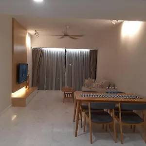 Crystal Suites At Eaton Klcc Apartment